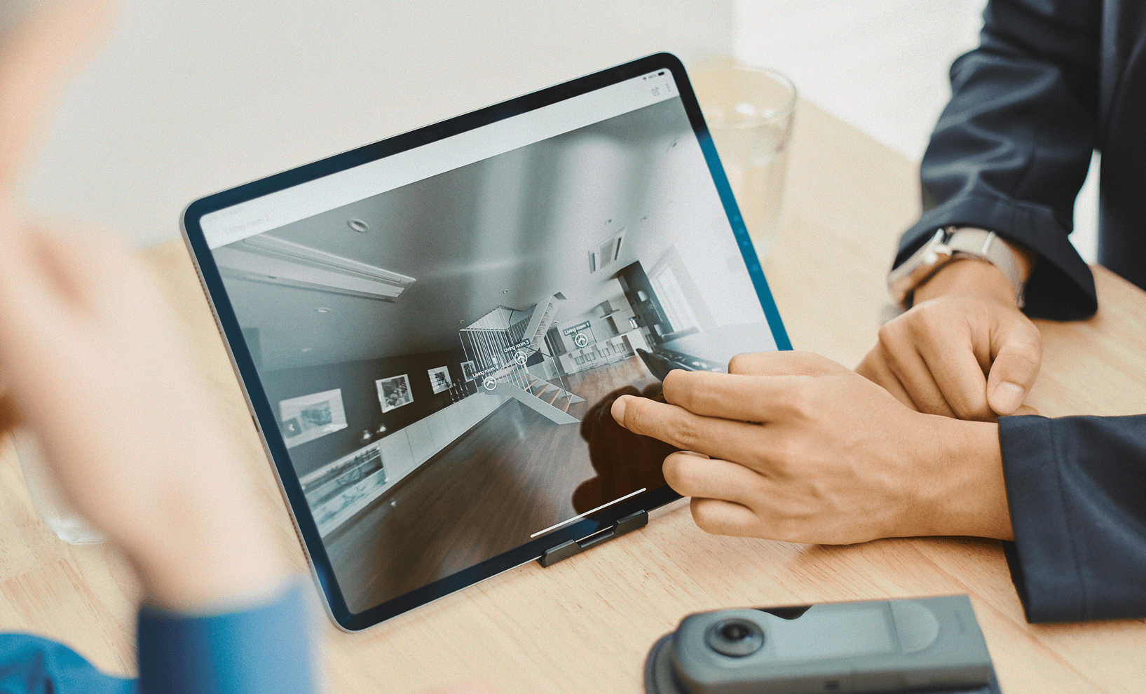 Réduisez l'effort de communication pour améliorer l'efficacité et les résultats commerciaux